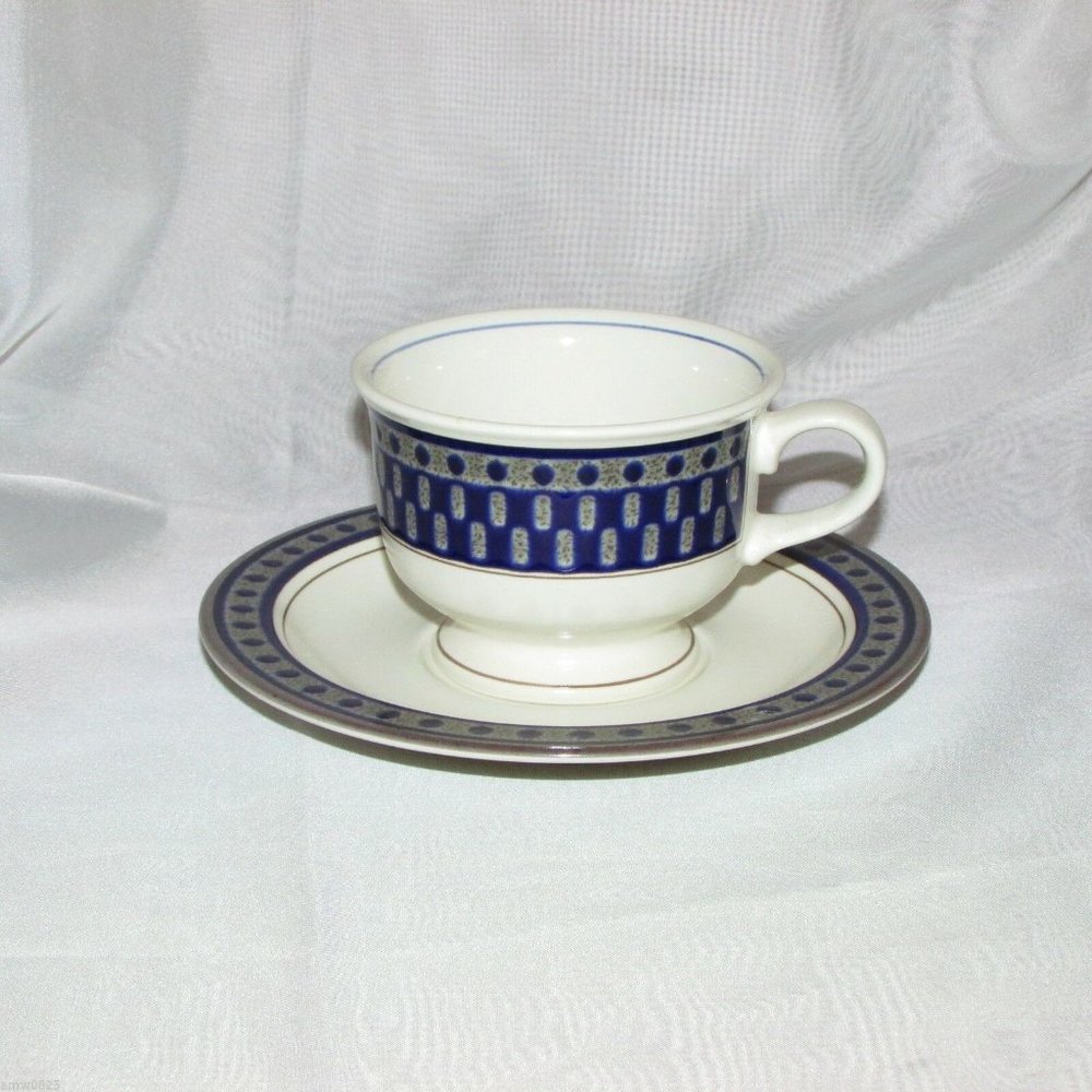 Mikasa Potter's Touch Aztec Coffee Cup & Saucer Vintage Stoneware Blue Grey